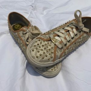MICHAEL KORS LACE UP STUDDED FLAT SNEAKERS WOMEN